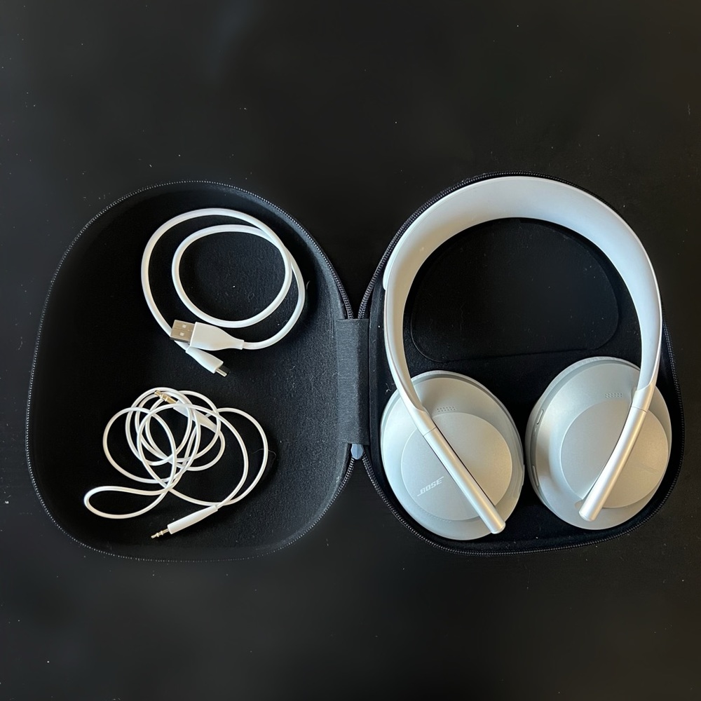 Bose Noise Cancelling Headphones